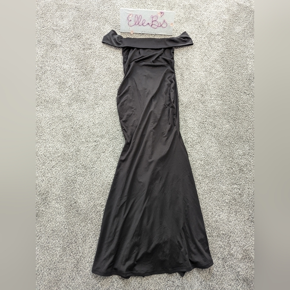 Elegant Off Shoulder Black Dress M